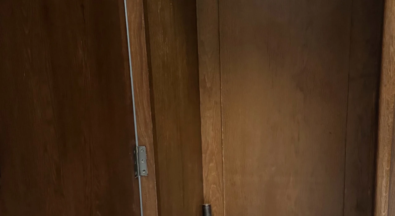 Art Deco Amsterdamse School Armoire by Willem Penaat for Metz & Co. Amsterdam